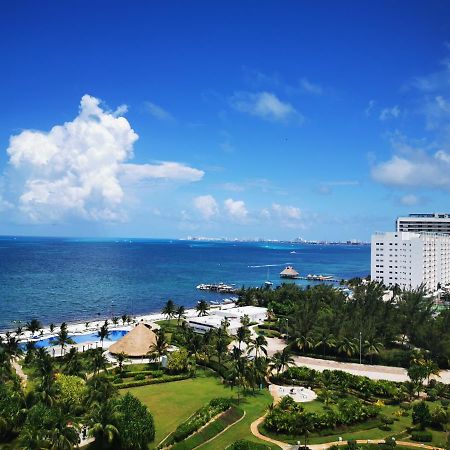 Pent House Amazing View Beachfront Cancun Exterior photo
